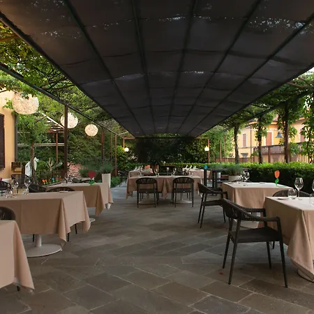 Le Funi Ξενοδοχείο 4*